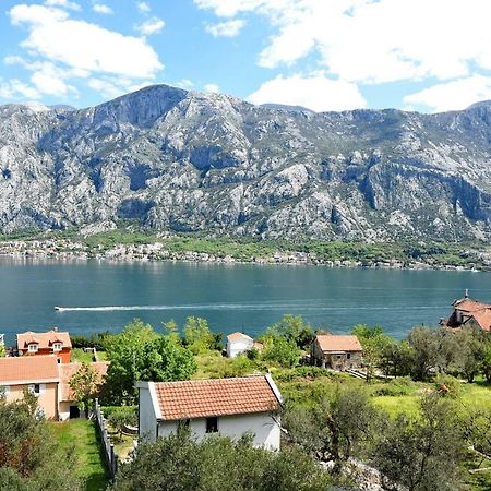 Apartments Krivokapic Prcanj With Bay View Κότορ Εξωτερικό φωτογραφία