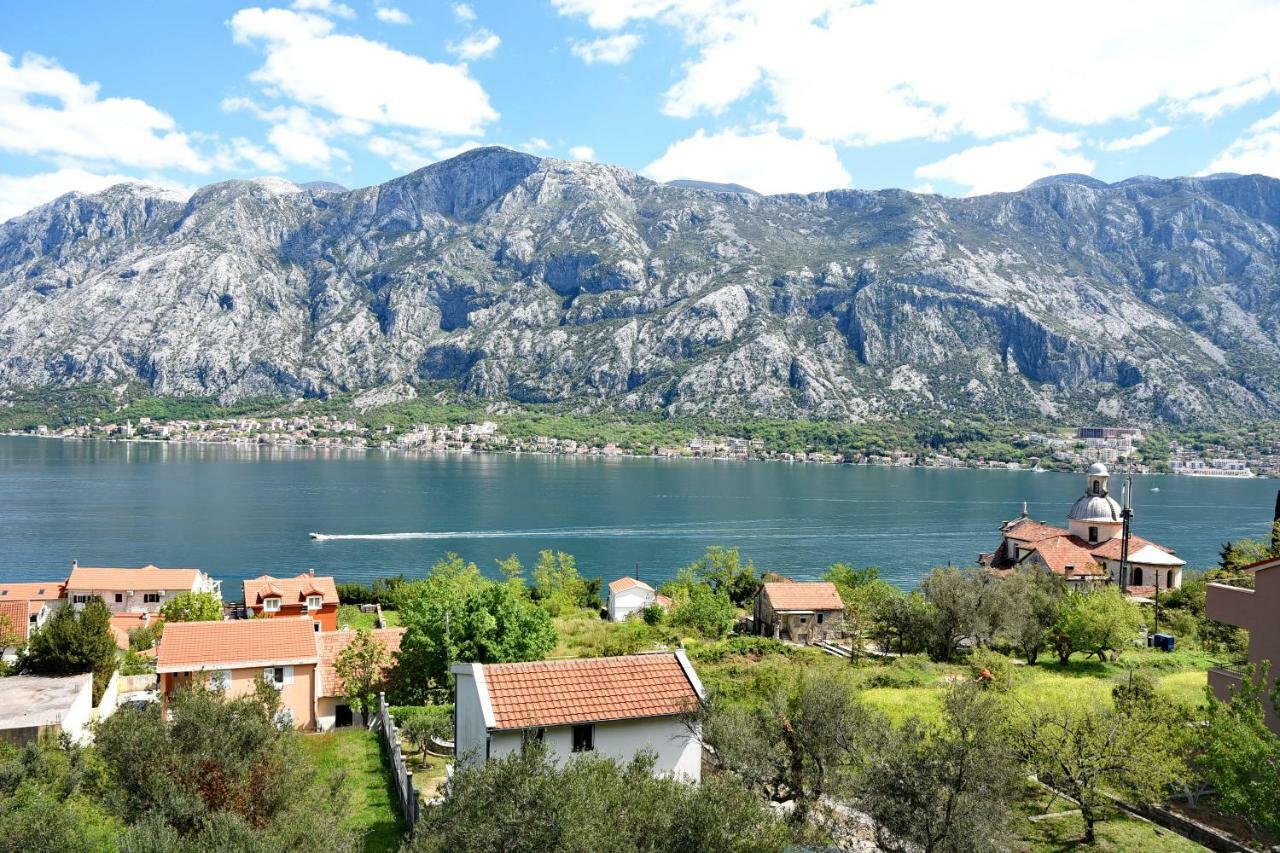Apartments Krivokapic Prcanj With Bay View Κότορ Εξωτερικό φωτογραφία