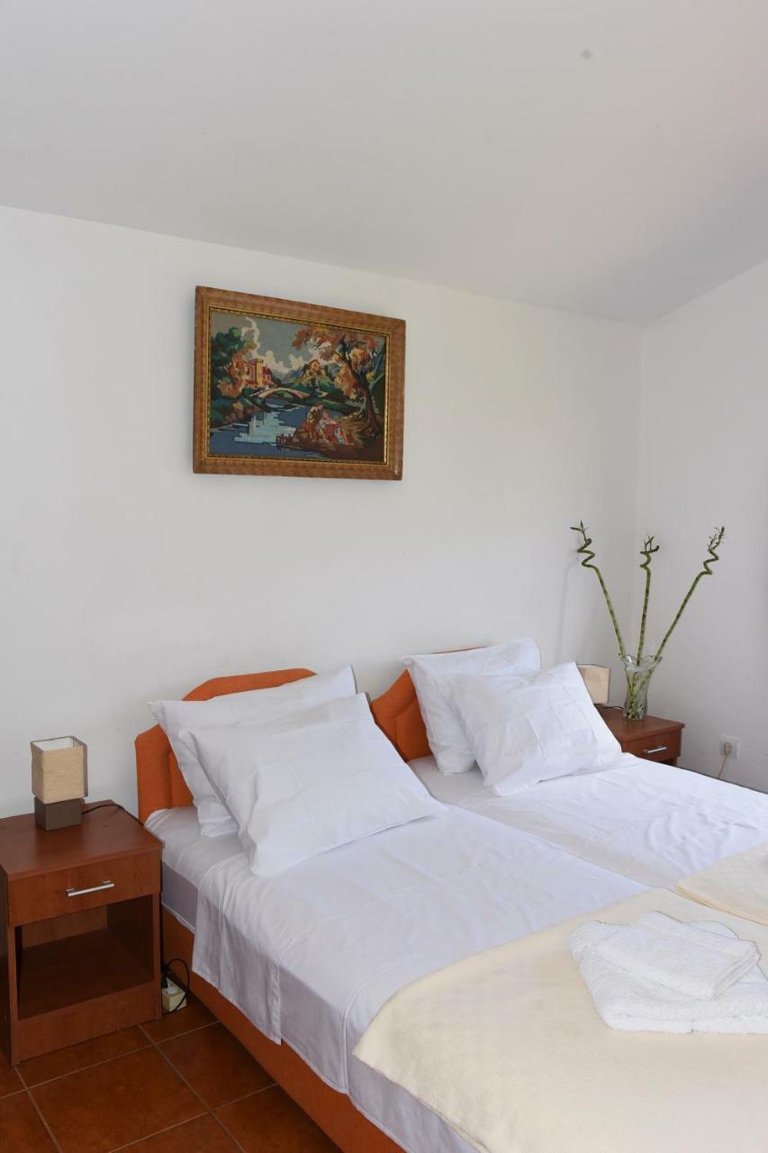 Apartments Krivokapic Prcanj With Bay View Κότορ Εξωτερικό φωτογραφία