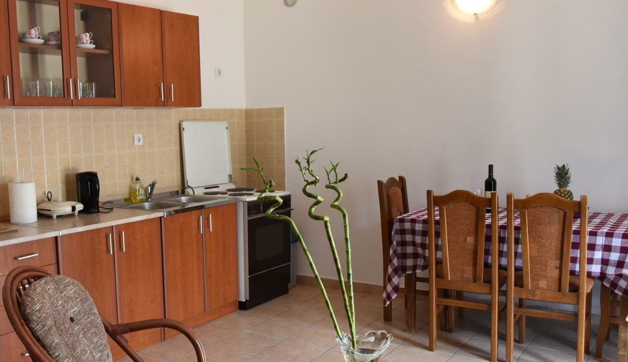 Apartments Krivokapic Prcanj With Bay View Κότορ Εξωτερικό φωτογραφία